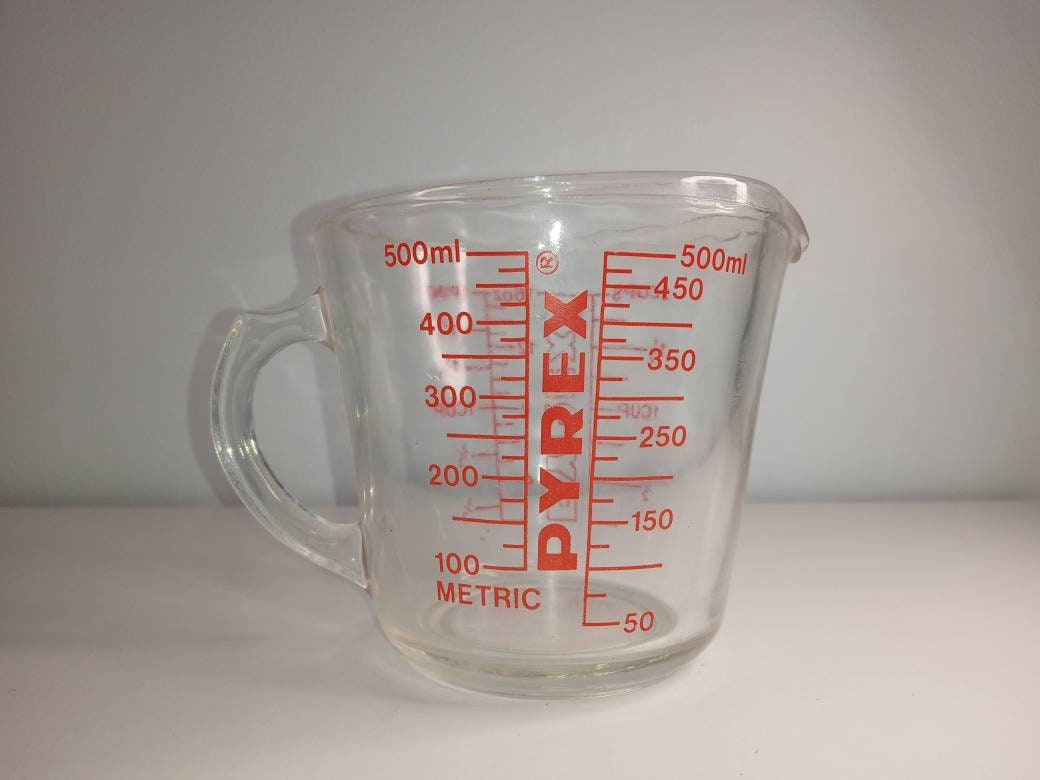 Vintage Pyrex Glass 1 Quart 4 Cups 32 Oz 1 Liter Measuring Cup, Handle 532
