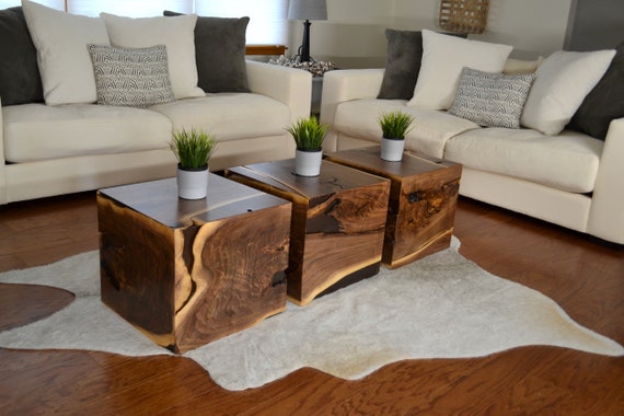 Modern and Contemporary Tables