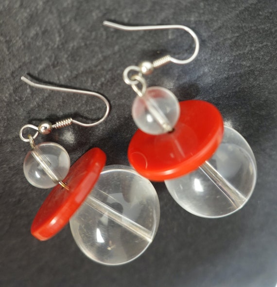 Vintage 1980s Red & Clear Acrylic Bead Drop style… - image 1