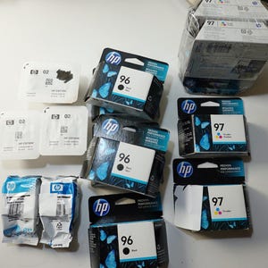 Riesige Menge von 14 HP Druckertintenvielfalt Schwarz & Tri Color Ungeöffnete Siehe Beschreibung für Details