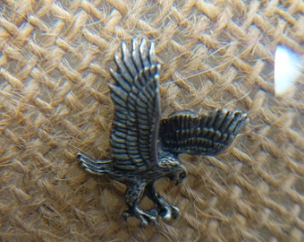 Vintage flying eagle lapel pin pewter silver tone Marked Thailand