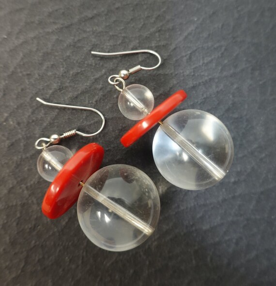 Vintage 1980s Red & Clear Acrylic Bead Drop style… - image 3