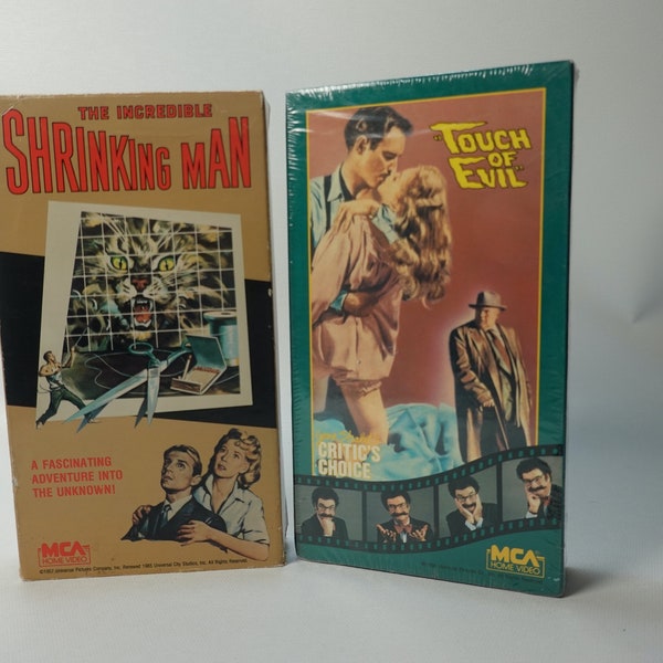 2 ungeöffnete Vintage VHS Filme A Touch of Evil #55078 & The Incredible Shrinking Man MCA #80765