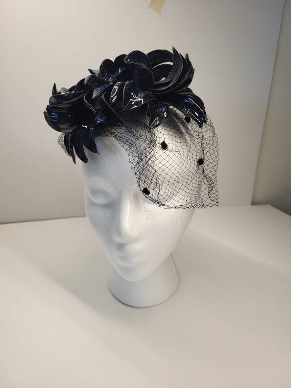 Authentic 1940s/50s ladie's Net Hat with black shi