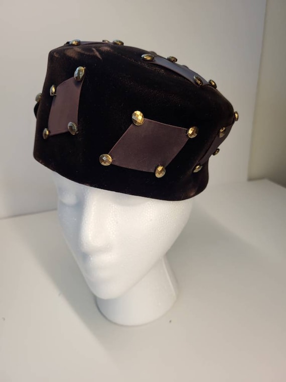 Authentic Vintage Roberta Bernays Brown Velvet Hat