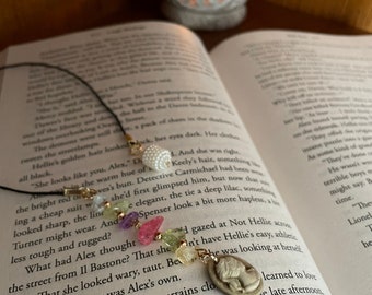 Jane Austen, Pride and Prejudice, Jane Eyre, Emma, Elizabeth Bennet, eighteenth century, Book Lover Gift, Corded Character Bookmark