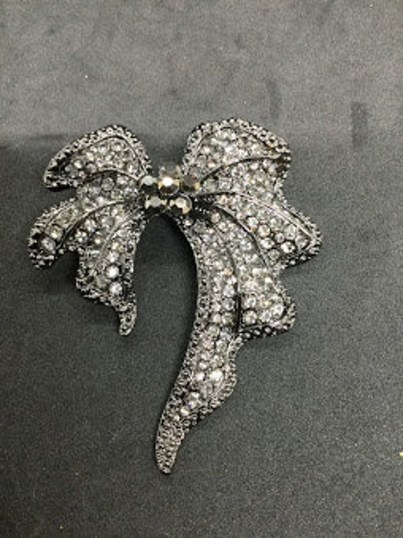 Black Bow Brooch