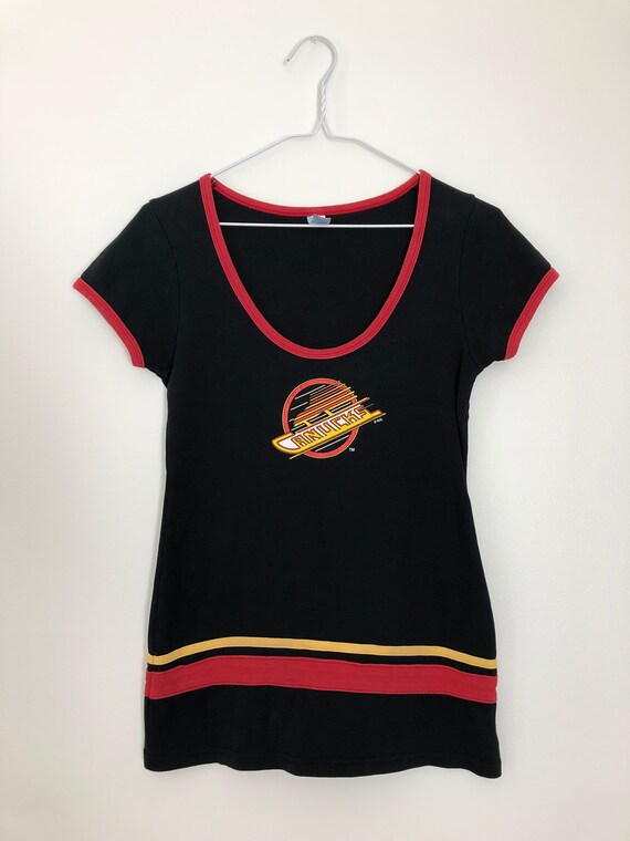 vancouver canucks t shirts vintage