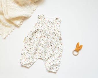 Blümchen Romper aus Jersey, Baby Strampler, Romper für Babys und Kleinkinder