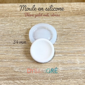 Anti-stress pebble silicone molds, worry stone, worry stone for polymer clay creations, epoxy resin and UV.