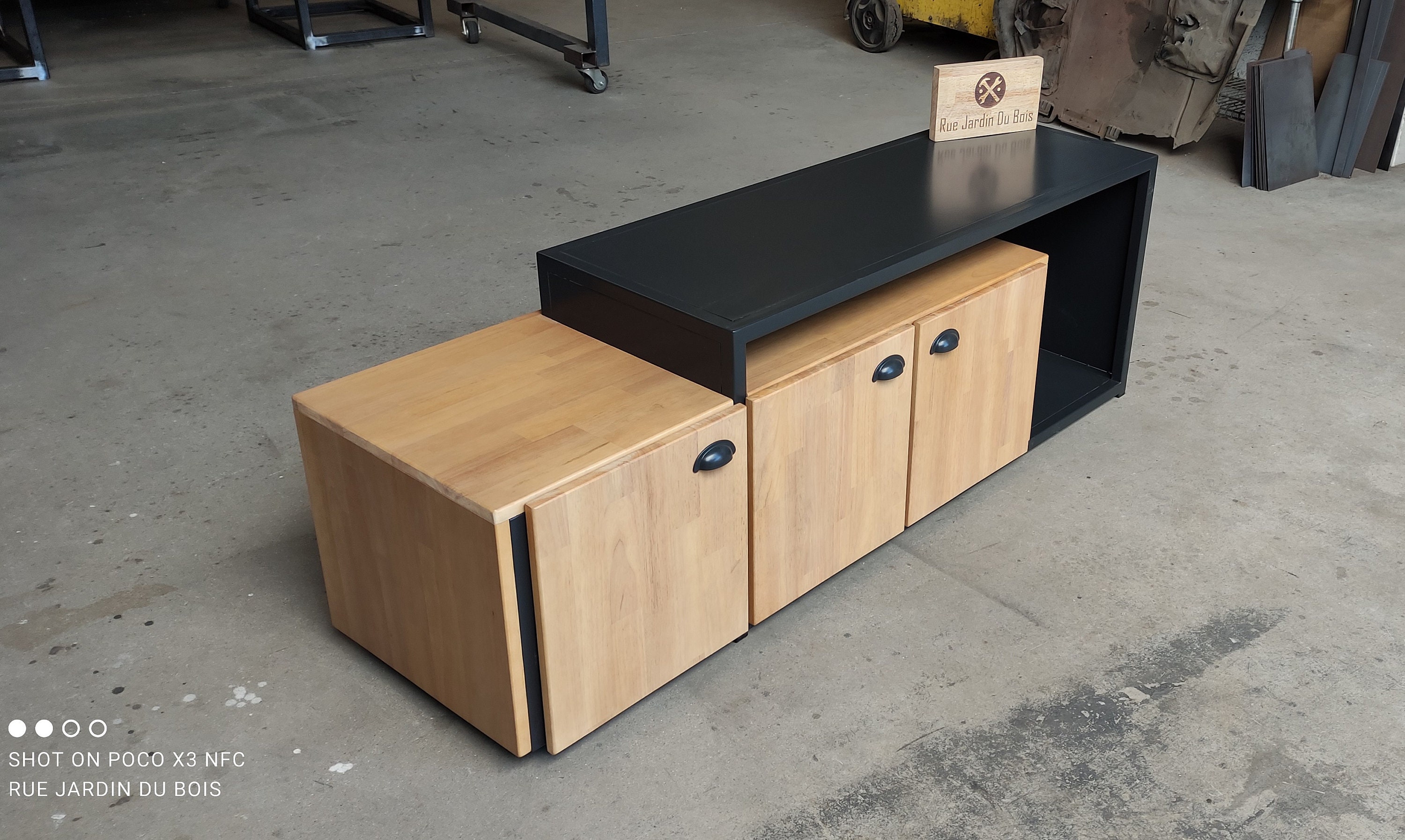 Meuble Tv en Bois Massif et Métal