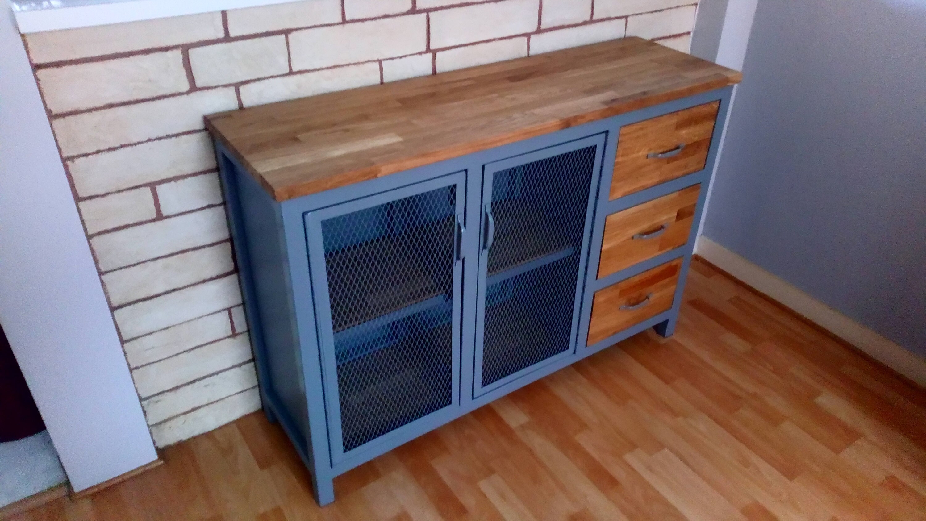 Buffet Bois et Métal