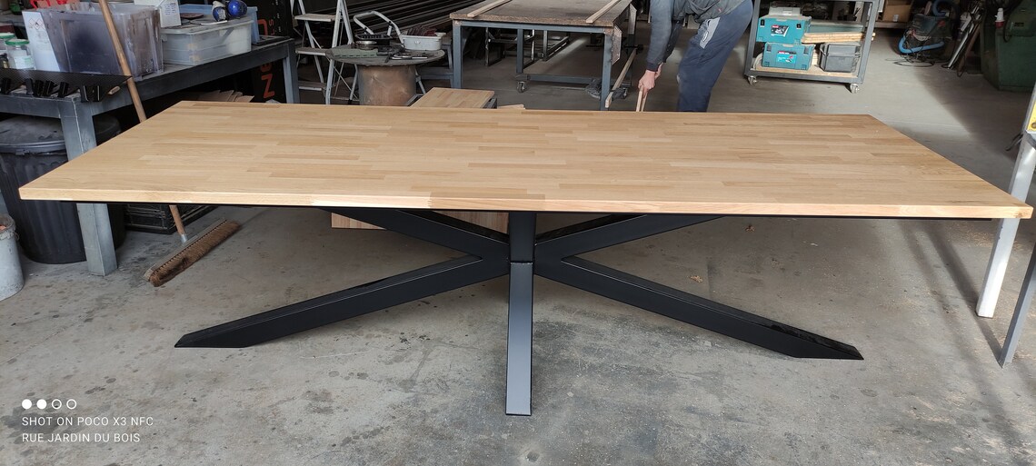 Table Étoile Chêne Massif Ancien Sur Mesure | FOLLOS DESIGN