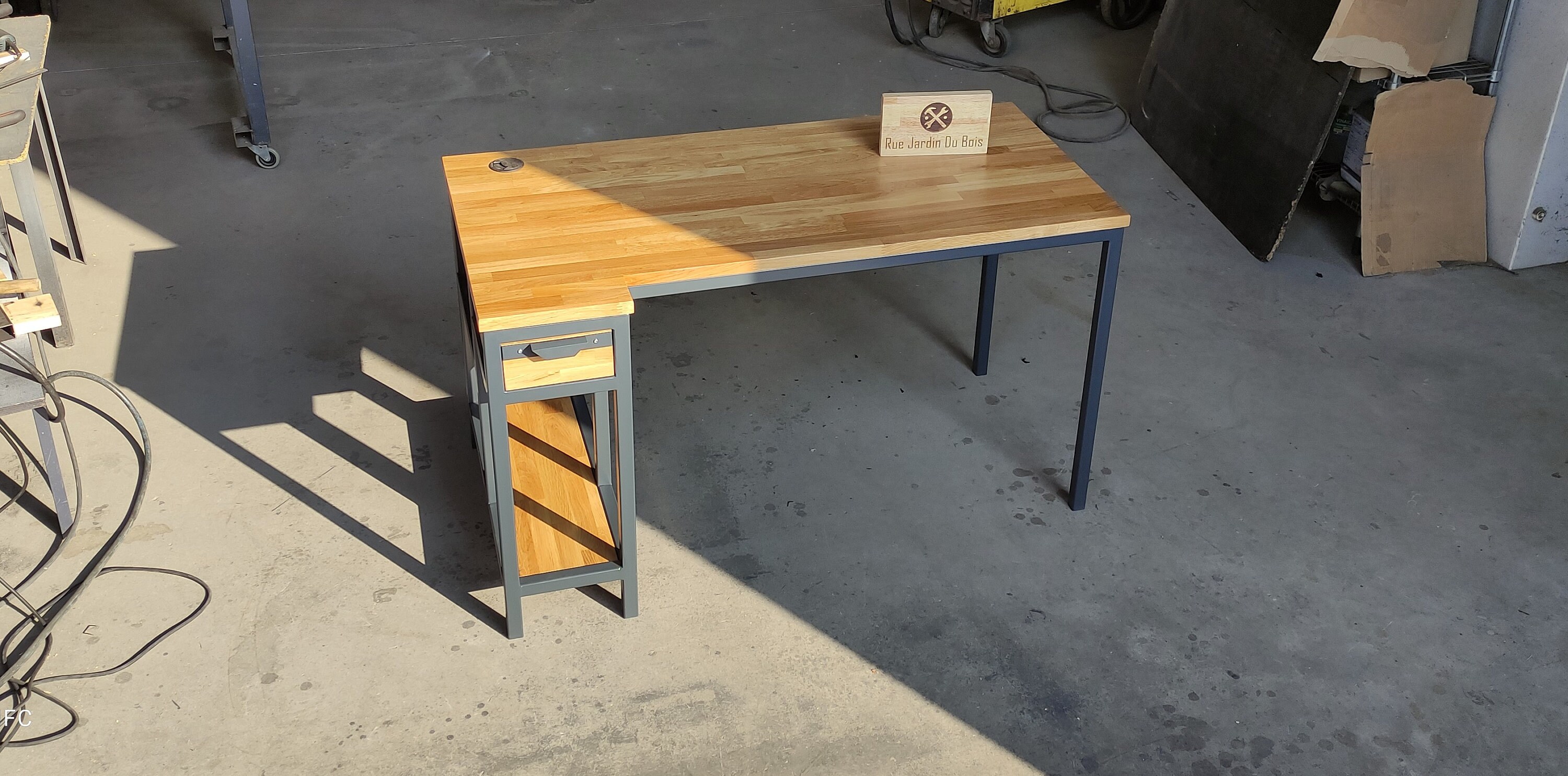 Bureau avec Étagères Style Industriel Métal et Bois
