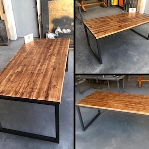 Table à manger rectangulaire en bois et métal