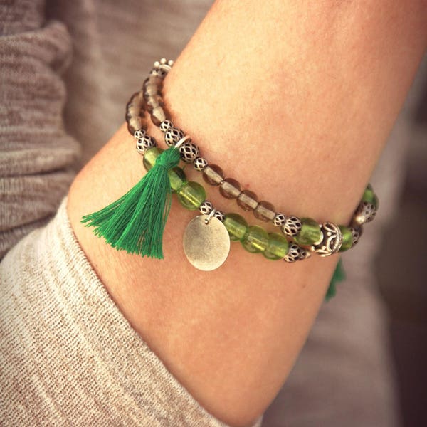 Bracelet Argent, Bracelet Vert, Bracelet Pompon, Bracelet Perles, Bracelet Breloques, Bracelet Tibetain, Bracelet Boho, Bracelet Gypsy, Yoga