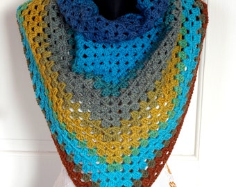 Shawl, hand crocheted scarf in DMC wool revelation SHADE 208.