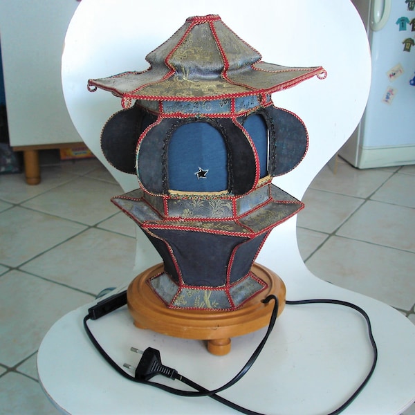 Très RARE LAMPE d'ambiance PAGODE Chinoise ou Japonaise Vintage