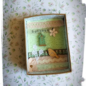 boîte/diorama/bonheur/petites histoires/joli nid/nichoir/oiseau/fleurs/dentelle/laine/mignonnerie/petit cadeau/tendresse