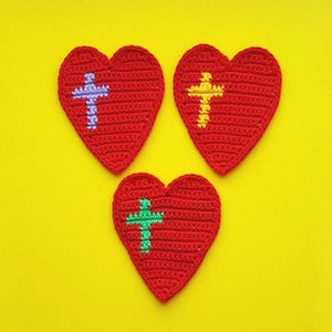 Crochet Heart Cross Amulet Pattern, Crochet Heart Applicque, Crochet Red Heart Applique Download, Crochet Red Flat Heart Pattern PDF
