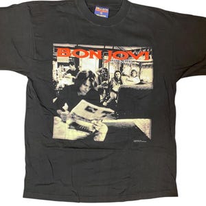 Vintage Bon Jovi shirt 90s cross road