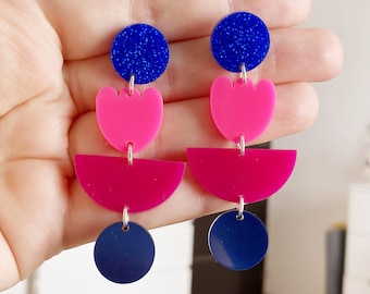 Boucles d'oreilles tulipe paillette bleu marine fleur rose fushia magenta acrylique  rond garden party