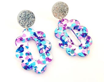 Boucle d'oreille Cléa transparente nuage avec coeur paillette turquoise et rose mauve rond argent acrylique Plexiglas bijou femme