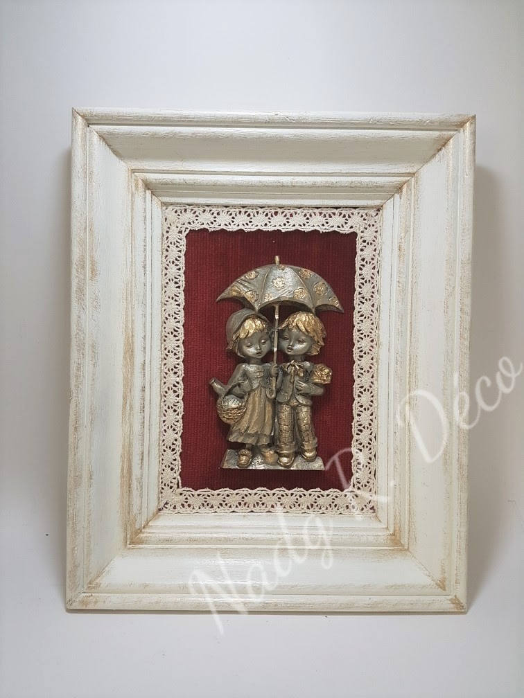 Cadre Bois Ancien avec Sujet Étain Relooké Couleur Ivoire Patine Dorée - Upcycled /Recyclage