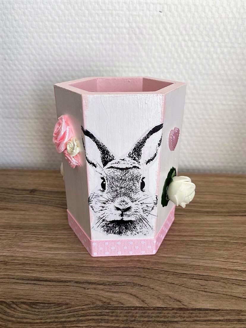 Pot à Crayons ou Pinceaux en Bois Lapin Rose