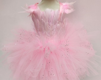 Pink flamingo costume, children's tutu dress, tulle and feather costume, birthday gift, Halloween or carnival costume for children.