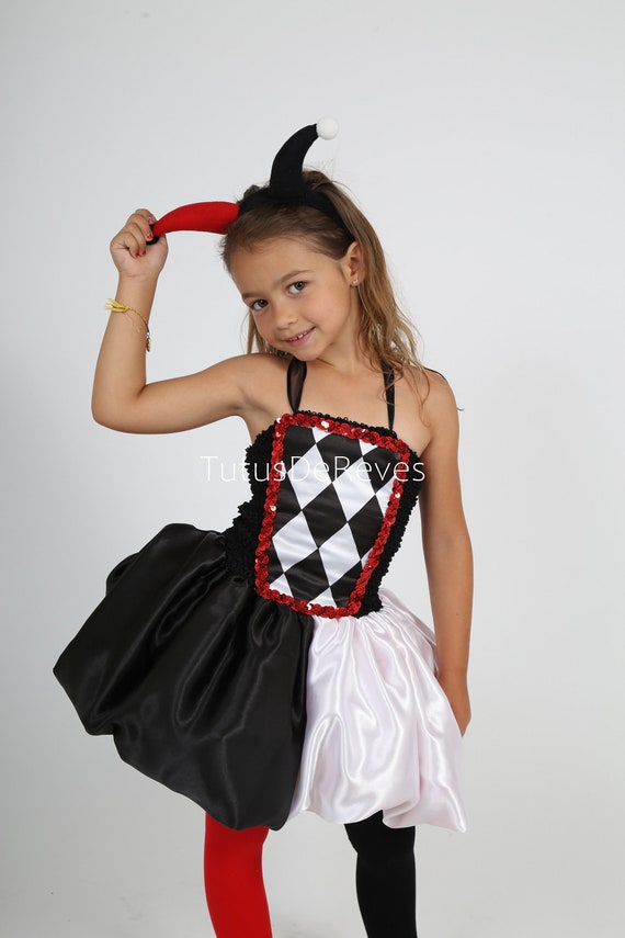 Disfraz de niña arlequín vestido de Halloween en satén blanco - Etsy México Disfraz de niña arlequín vestido de Halloween en satén blanco - Etsy México