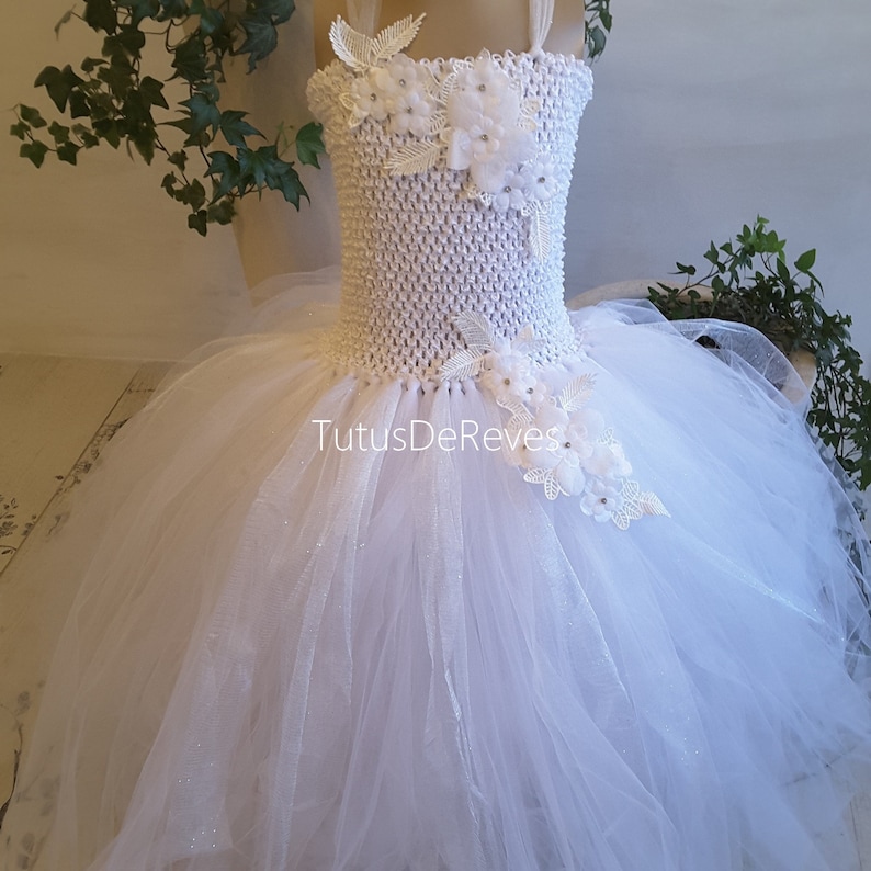 Robe de cérémonie petite fille en tulle blanc avec dentelle. Etsy