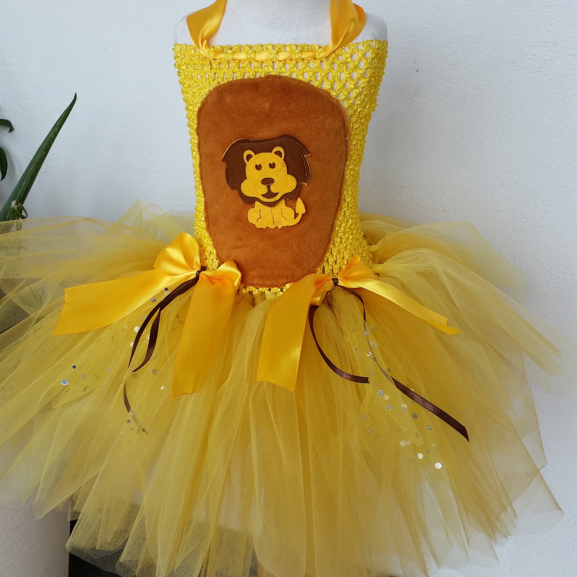 Costume leone, tutu vestito bambino e bambina in tulle e nastri in raso  giallo, abito di compleanno, carnevale .. -  Italia