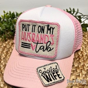 Gorra trucker de espuma con la etiqueta "Ponlo en mi marido". Regalo divertido para esposa. Gorra con mensaje sarcástico para esposa. Regalo divertido de aniversario. Gorra moderna para mujer. Regalo para ella.