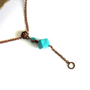 Collier rustique fin cuivre et bleu turquoise, cube bleu turquoise, cercle, perle en verre millefiori, howlite, collier court femme, bohème image 2