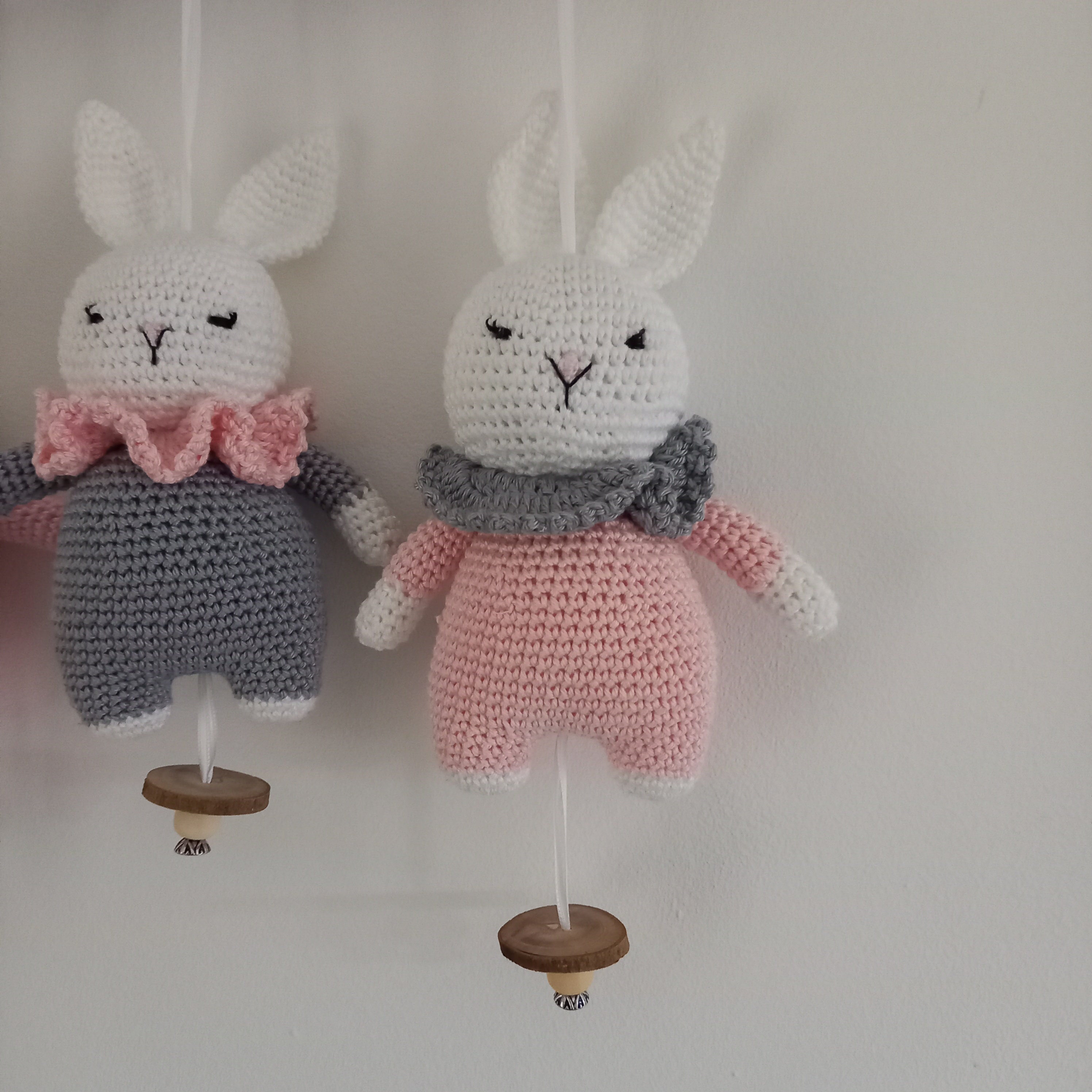 Mobile Trois Lapins