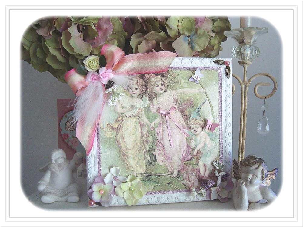 Tableau de Style Shabby Vintage/Romantique, Fées Fillettes et Petit Elfe Jouant Au Jardin d' Eden 