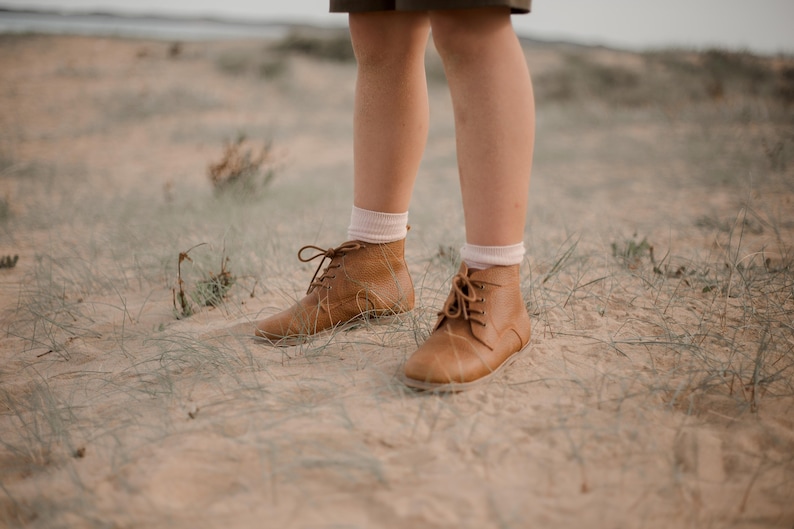 RESTOCKED LOGAN Vintage Tan Leather unisex toddler vintage inspired boots with FREE storage bag zdjęcie 4