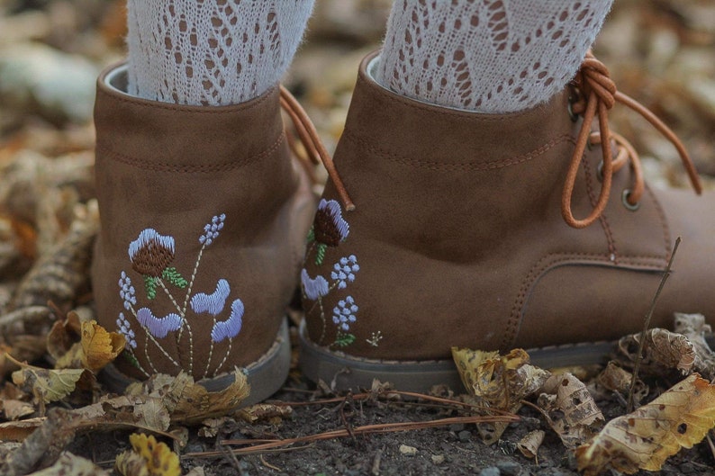 New CAMILLA premium wax chocolate leather baby & toddler boots with stunning embroidery image 2