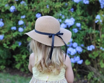 Madeline straw hat with ribbon