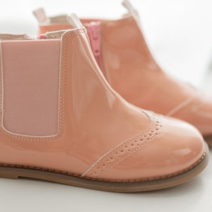 NEW COCO pastel pink patent leather unisex baby / toddler / children's boots with FREE storage bag image 2