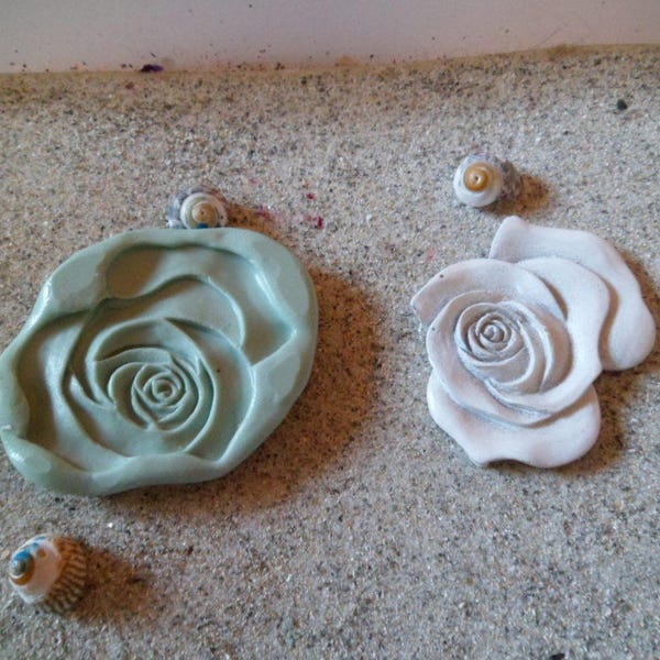 moule silicone  rose stylisee pour fimo  wepam argile