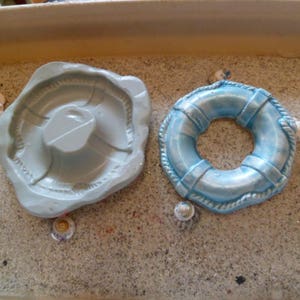 moule silicone bouee de secours  pour fimo  wepam;;argile