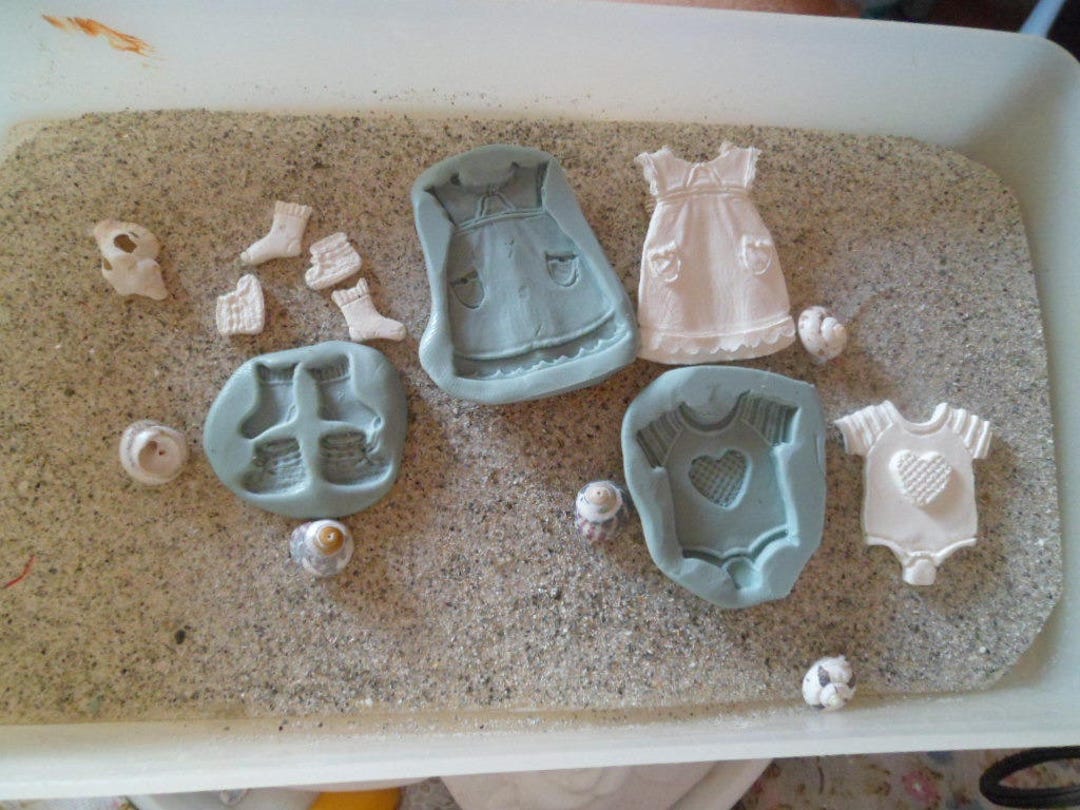 Silicone Molds Baby Girl Clothes Boddy Dress Slippers Socks for Fimo ...