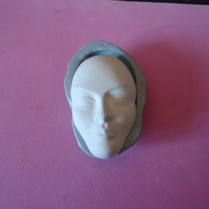moule silicone visage de femme   pour fimo wepam argile
