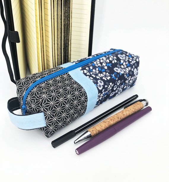 School Kit Pouch Felt-tip Pens Brushes Navy Blue and Black Sakura