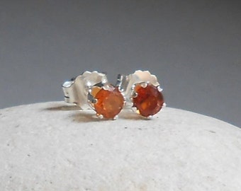 Puces argent 925 et grenat hessonite, pierre naturelle grenat hessonite 4 mm, pierre de naissance janvier, idée cadeau pour elle