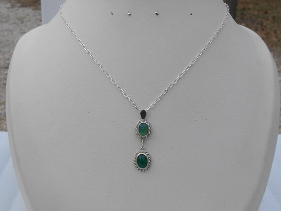 Collier grenat vert et chrysoprase, collier pierres fait main, pendentif pierres et argent 925, idée cadeau pour elle