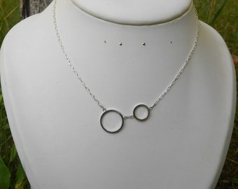 Ras de cou cercles argent 925, ras de cou minimaliste fait main , ras de cou anneaux argent 925, idée cadeau pour femme