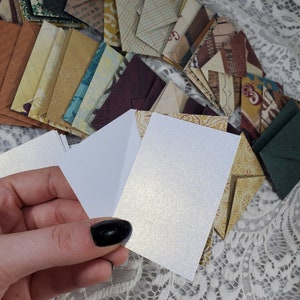 Assorted pattern mini size vintage theme envelopes and shimmer inserts, love notes, advice cards, favor envelopes, blank cards, cute pattern